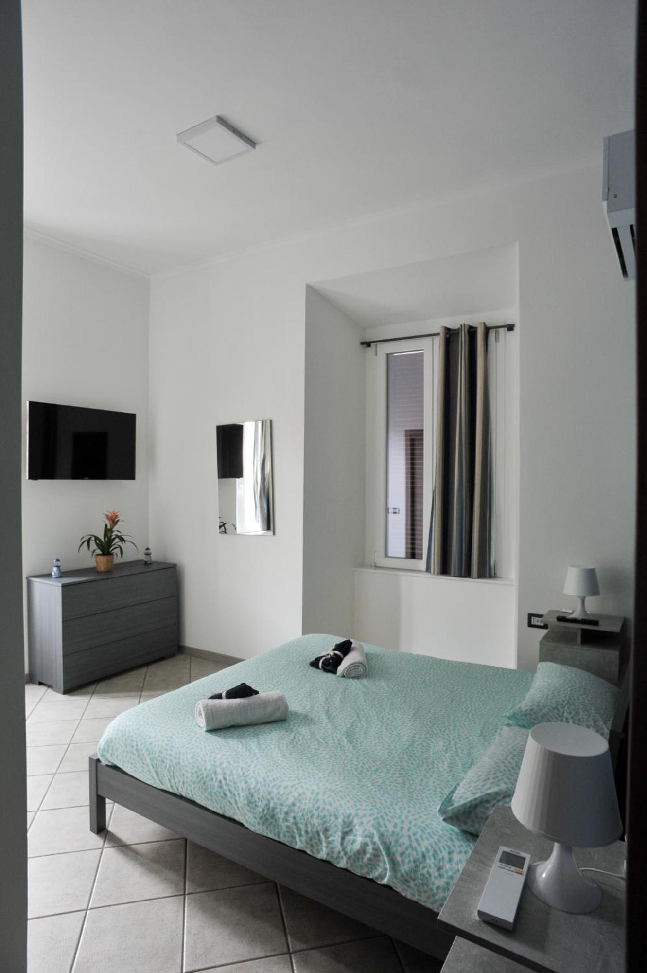 In Center Apartaments Salerno Exterior foto