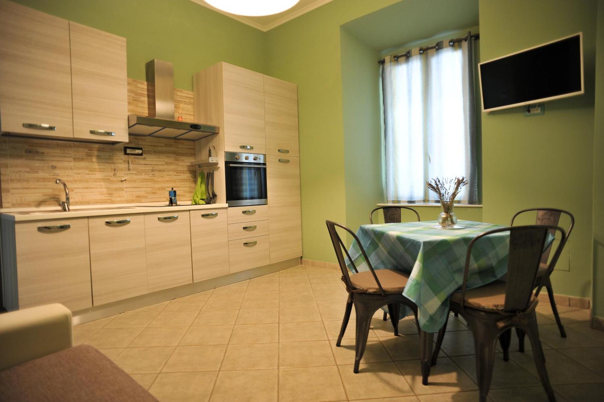 In Center Apartaments Salerno Exterior foto
